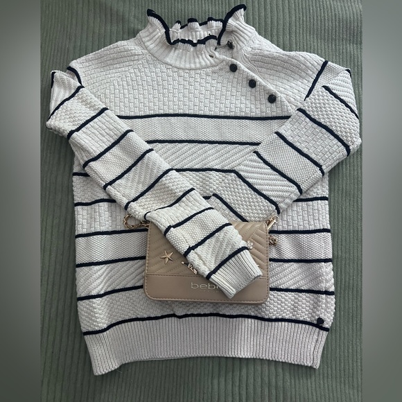 Old money feel sweater - Picture 3 of 8